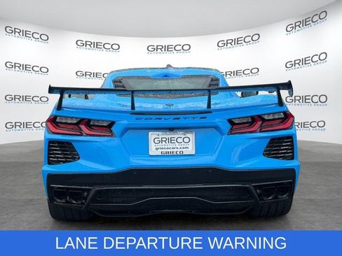 Used 2025 Chevrolet Corvette Stingray Preferred Cpe w/ Stealth Interior Trim Package RWD image 6
