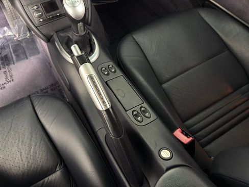 Used 2004 Porsche 911 Turbo image 22