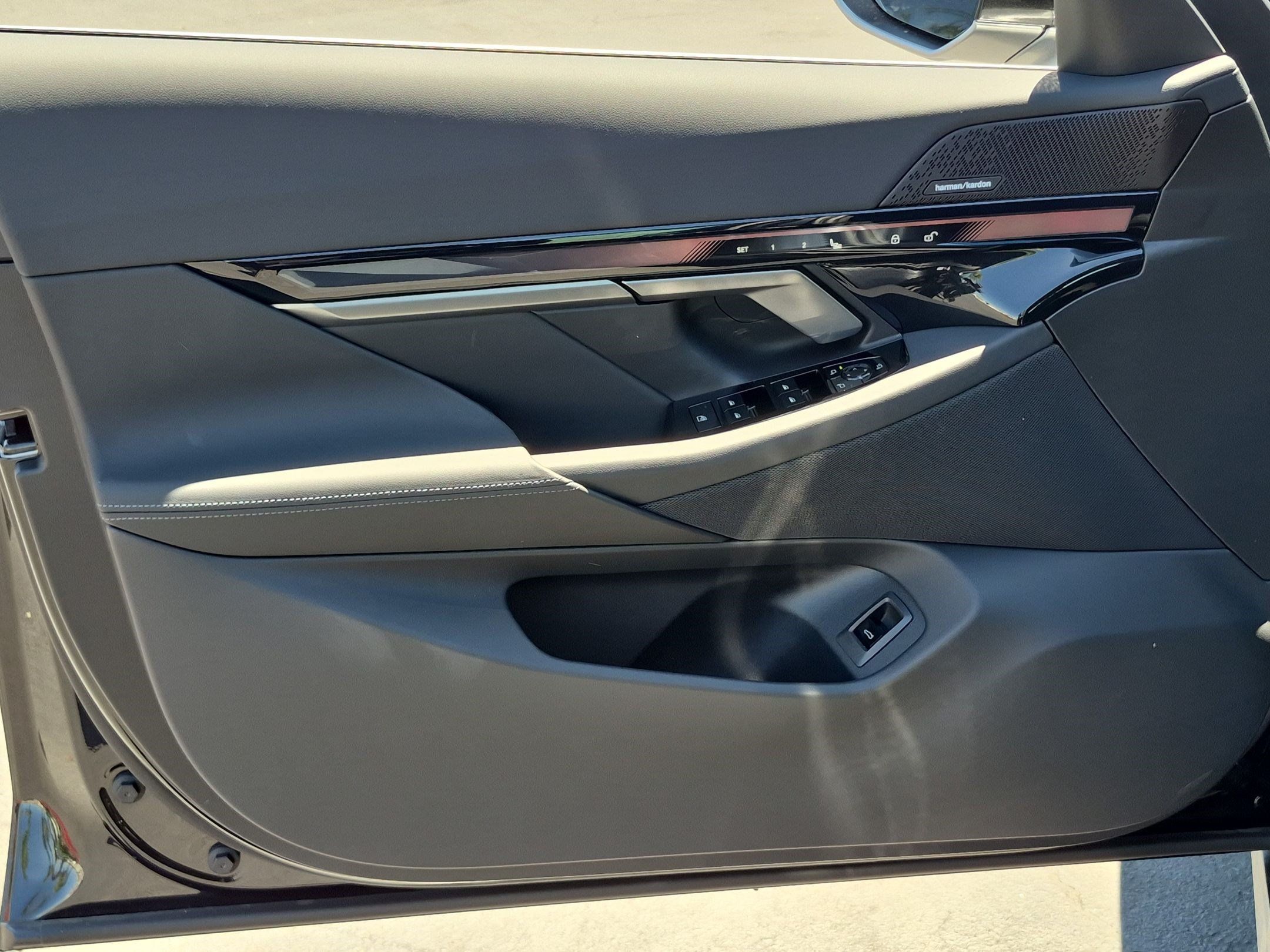 New 2027 BMW 530i w/ Premium Package RWD image 14