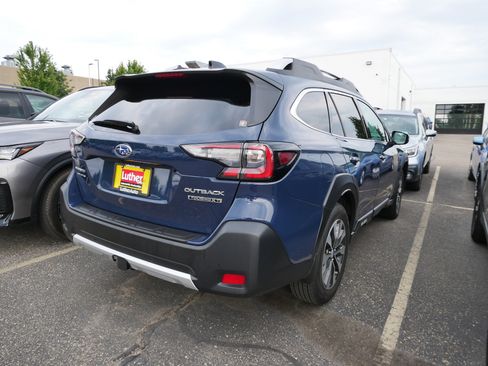 Used 2025 Subaru Outback Touring XT w/ Popular Package #2 AWD/4WD image 8