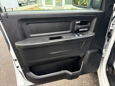 Used 2021 RAM 1500 Tradesman w/ Chrome Plus Package RWD image 10