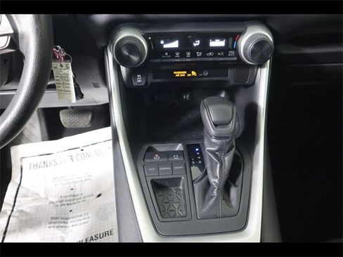 Used 2019 Toyota RAV4 LE image 24