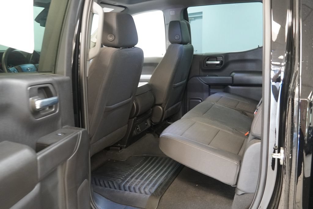 Used 2023 Chevrolet Silverado 1500 Custom Trail Boss w/ 2.7L Blackout Package AWD/4WD image 16