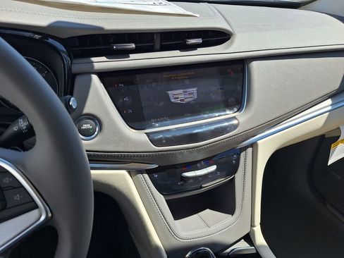 New 2026 Cadillac XT5 Premium Luxury w/ Driver Assist Package image 15