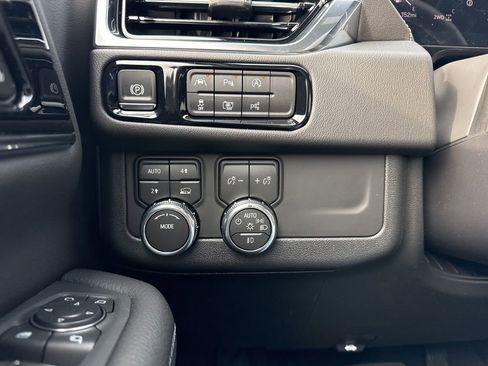 New 2026 GMC Yukon XL Denali image 26