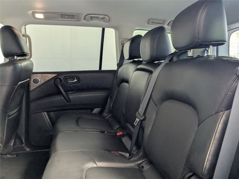 Used 2022 Nissan Armada SL image 29