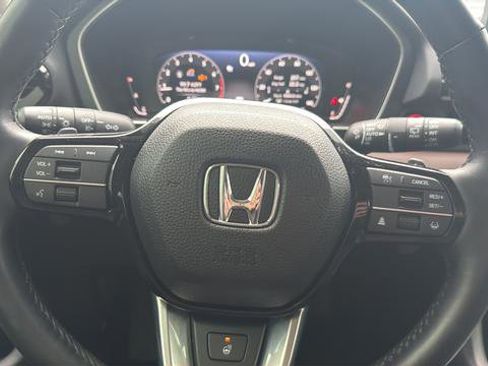 Used 2025 Honda Pilot Elite image 9