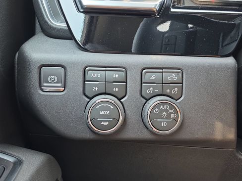 New 2026 Chevrolet Silverado 1500 RST w/ RST All Star Premium Package AWD/4WD image 24