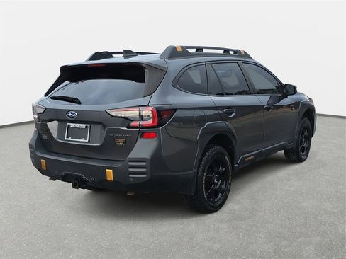 Used 2022 Subaru Outback Wilderness w/ Wilderness Package image 5