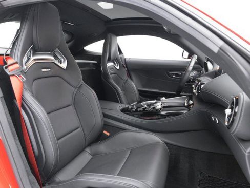 Used 2017 Mercedes-Benz AMG GT Coupe image 4