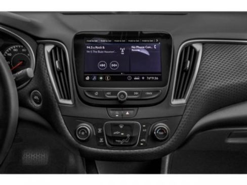 Used 2022 Chevrolet Malibu RS image 13