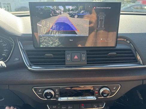 Certified 2023 Audi Q5 2.0T Premium w/ Convenience Package AWD/4WD image 20
