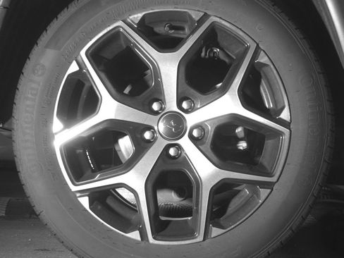 Used 2025 Jeep Compass Limited image 15