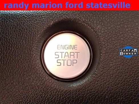 Used 2025 Kia Sorento S w/ Panoramic Sunroof Package image 24