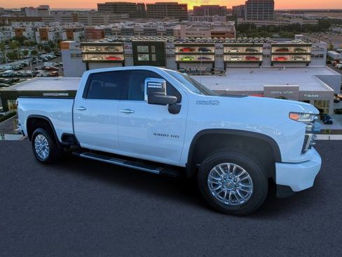 Used 2022 Chevrolet Silverado 3500 High Country image 1
