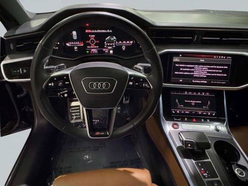 Used 2021 Audi RS 7 Sportback AWD/4WD image 37