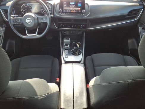 Used 2024 Nissan Rogue S FWD image 18