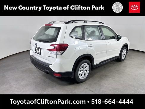 Used 2022 Subaru Forester image 3