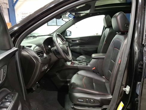 Used 2022 Chevrolet Equinox RS w/ RS Leather Package image 13
