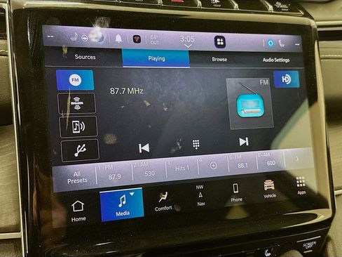 Used 2022 Jeep Grand Cherokee Limited 4xe image 21