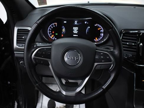 Used 2022 Jeep Grand Cherokee Limited image 46