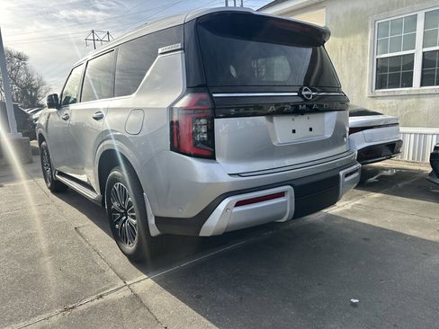 New 2026 Nissan Armada SL image 2