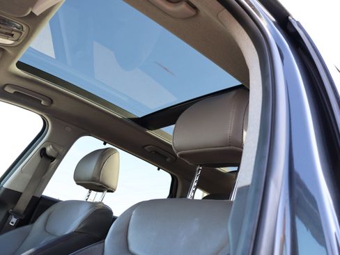 Used 2020 Hyundai Santa Fe Limited image 42