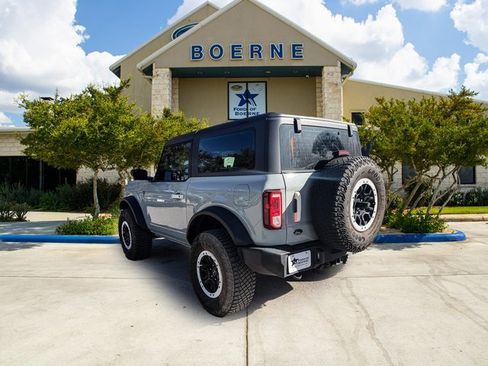 Used 2022 Ford Bronco 2-Door w/ Sasquatch Package image 3