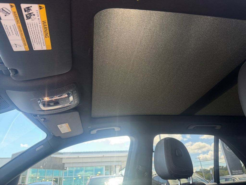 Certified 2025 Mercedes-Benz GLE 350 4MATIC image 17