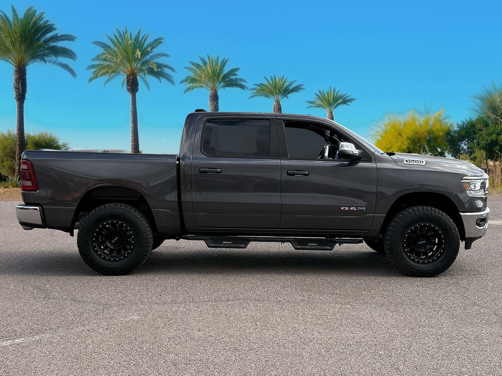 Used 2023 RAM 1500 Laramie AWD/4WD image 49