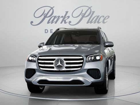 Used 2026 Mercedes-Benz GLS 450 4MATIC image 36