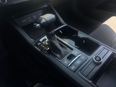 Used 2025 Kia K5 LXS image 40