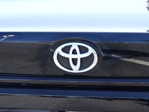 Used 2023 Toyota Corolla LE FWD image 9
