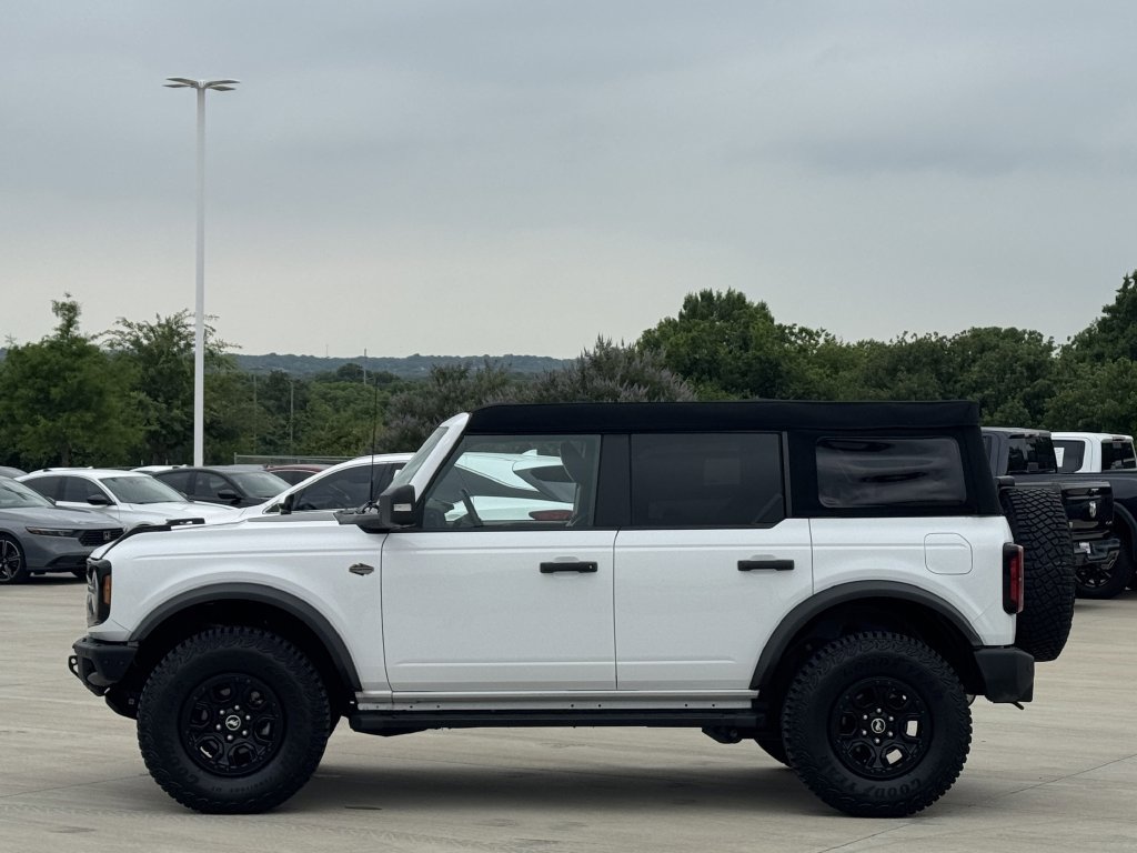 Used 2024 Ford Bronco Wildtrak AWD/4WD image 3