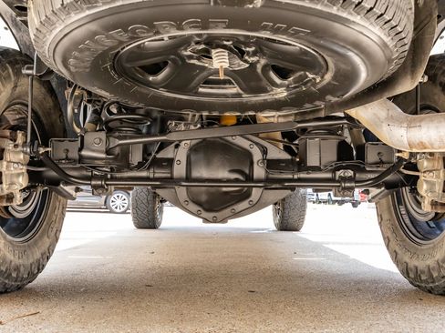 Used 2018 RAM 2500 Lone Star w/ Sport Appearance Group AWD/4WD image 14