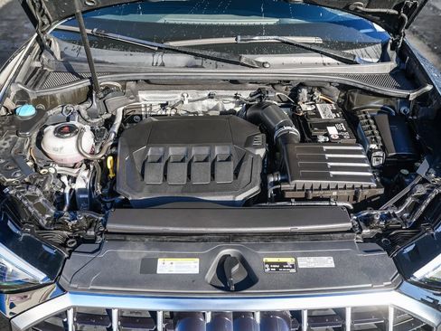 Used 2022 Audi Q3 2.0T Premium image 25