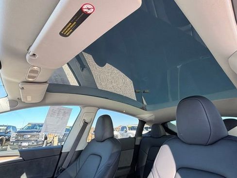 Used 2024 Tesla Model Y Long Range image 28