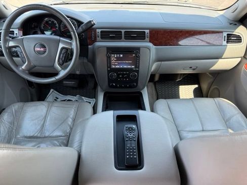 Used 2012 GMC Yukon 4WD Hybrid image 14