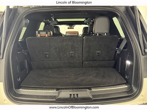 Certified 2019 Lincoln Navigator Reserve AWD/4WD image 14