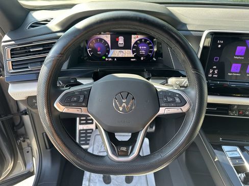 Used 2024 Volkswagen Atlas Cross Sport SEL Premium R-Line AWD/4WD image 16