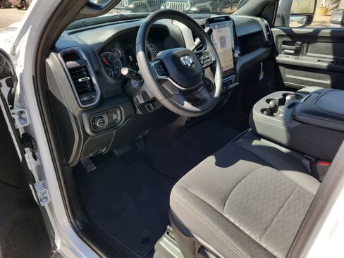 New 2026 RAM 2500 Tradesman AWD/4WD image 10