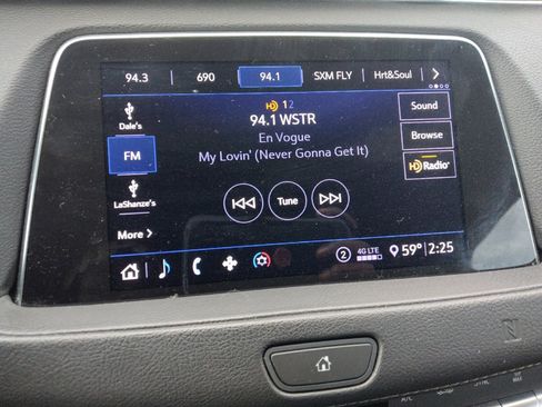 Used 2020 Cadillac XT4 Premium Luxury image 25