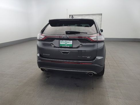 Used 2018 Ford Edge Titanium w/ Equipment Group 301A image 7