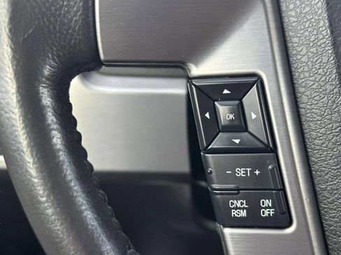 Used 2014 Ford F150 Limited image 30