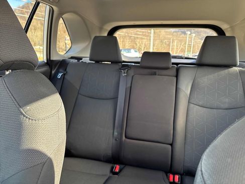 Used 2025 Toyota RAV4 XLE image 21