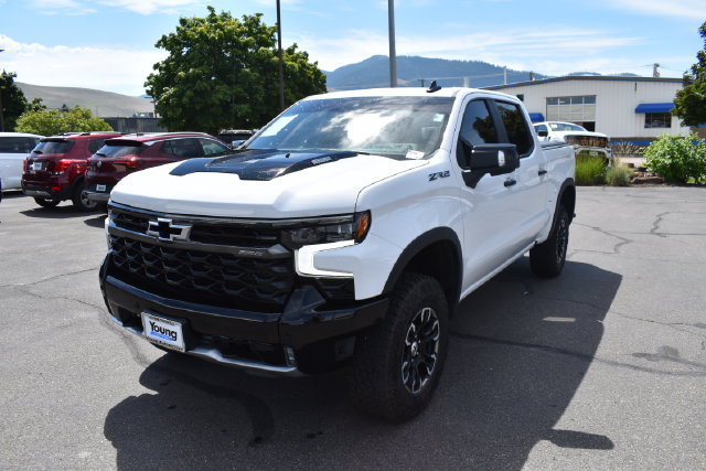 Used 2026 Chevrolet Silverado 1500 ZR2 AWD/4WD image 3