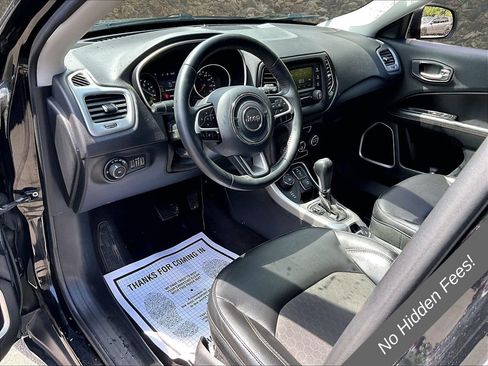 Used 2018 Jeep Compass Latitude AWD/4WD image 12