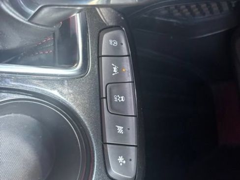 Used 2021 Chevrolet TrailBlazer RS w/ Sun and Liftgate Package FWD image 36
