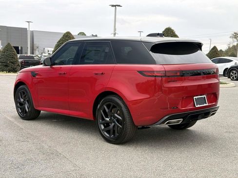 New 2026 Land Rover Range Rover Sport Dynamic SE image 3