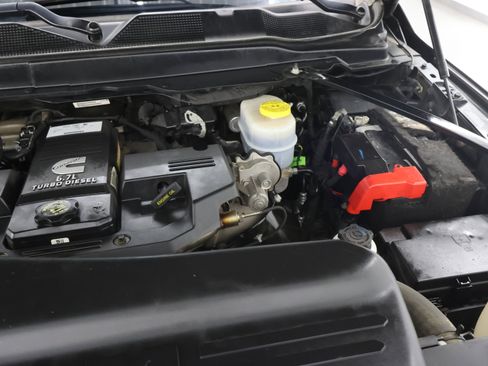 Used 2022 RAM 2500 Laramie AWD/4WD image 18